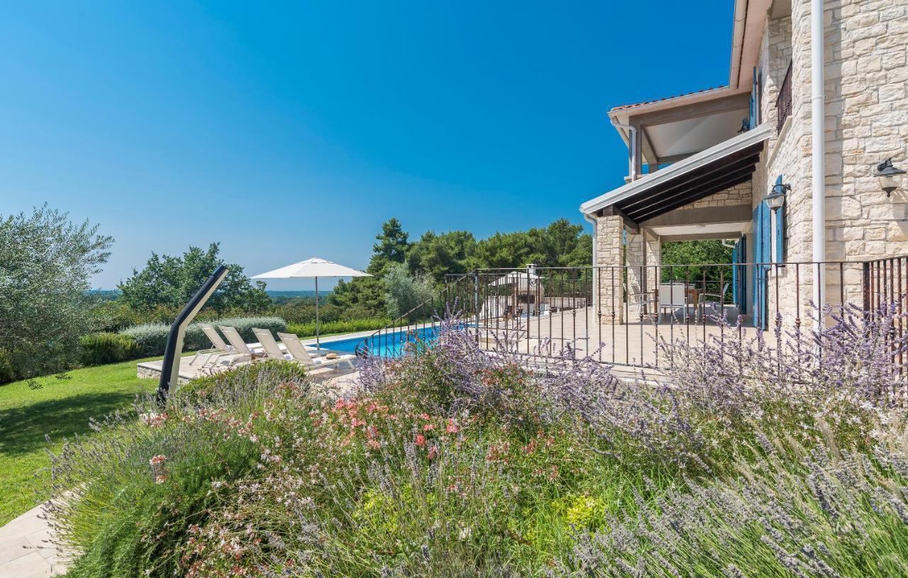 Villa Sterpazzi - Near Porec With Sea View, Private Jacuzzi, Sauna And Pool Višnjan Zewnętrze zdjęcie