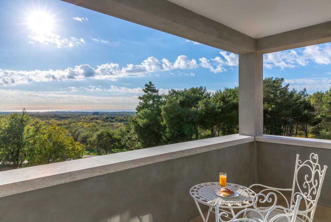 Villa Sterpazzi - Near Porec With Sea View, Private Jacuzzi, Sauna And Pool Višnjan Zewnętrze zdjęcie